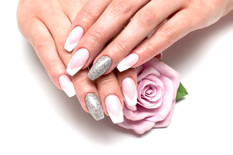 Kosmetik Brenner - NAILDESIGN